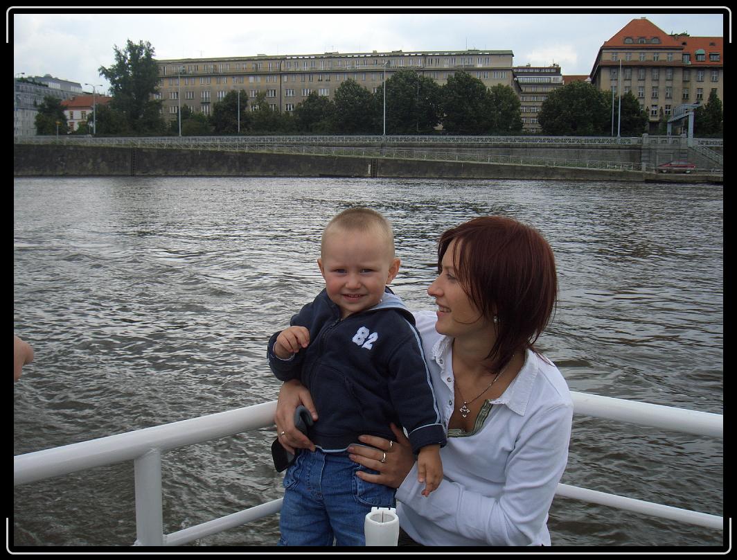 Dalí snímek